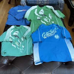 4 x GapKids Rash Guard